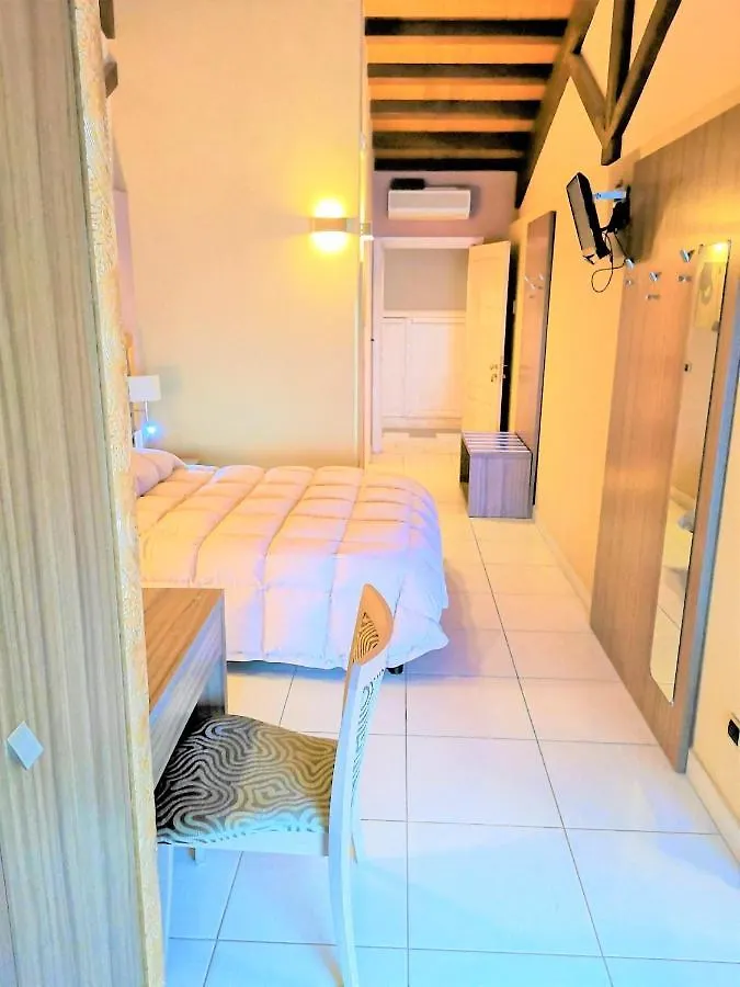 ** Bed & Breakfast B&B Acireale - Il Cavalluccio Marino Fronte Mare Italy