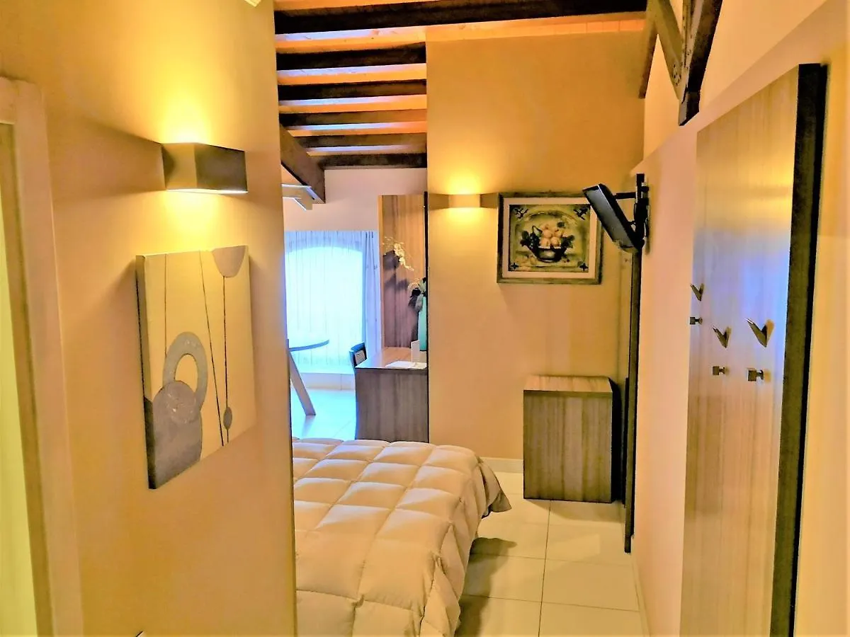 B&B Acireale - Il Cavalluccio Marino Fronte Mare Bed & Breakfast