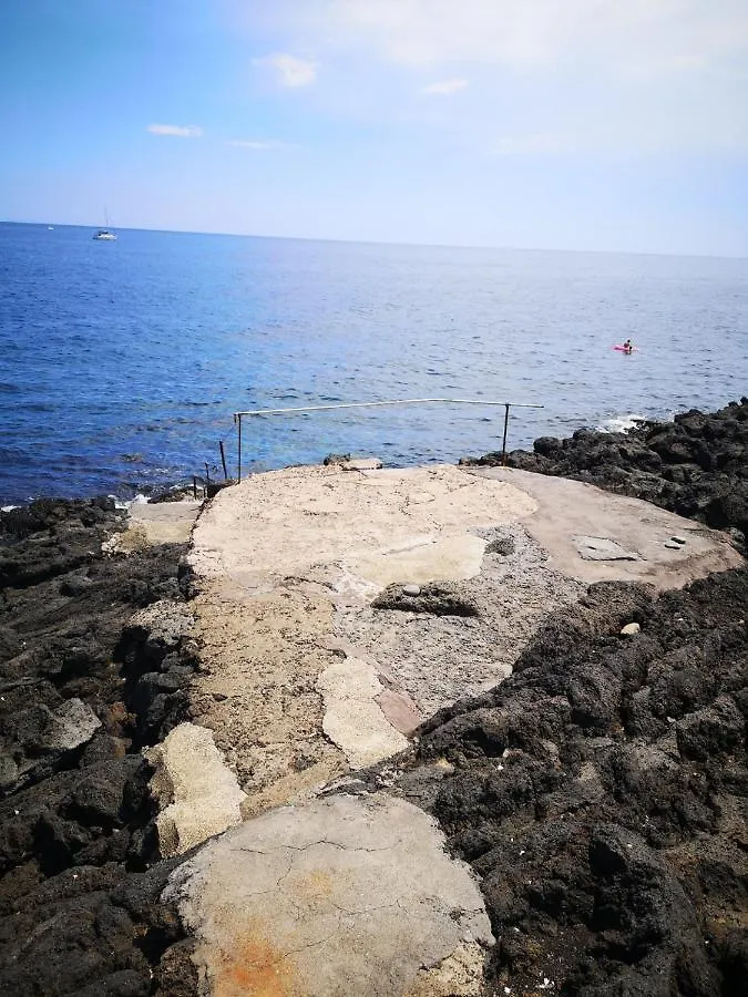 B&B Acireale - Il Cavalluccio Marino Fronte Mare イタリア