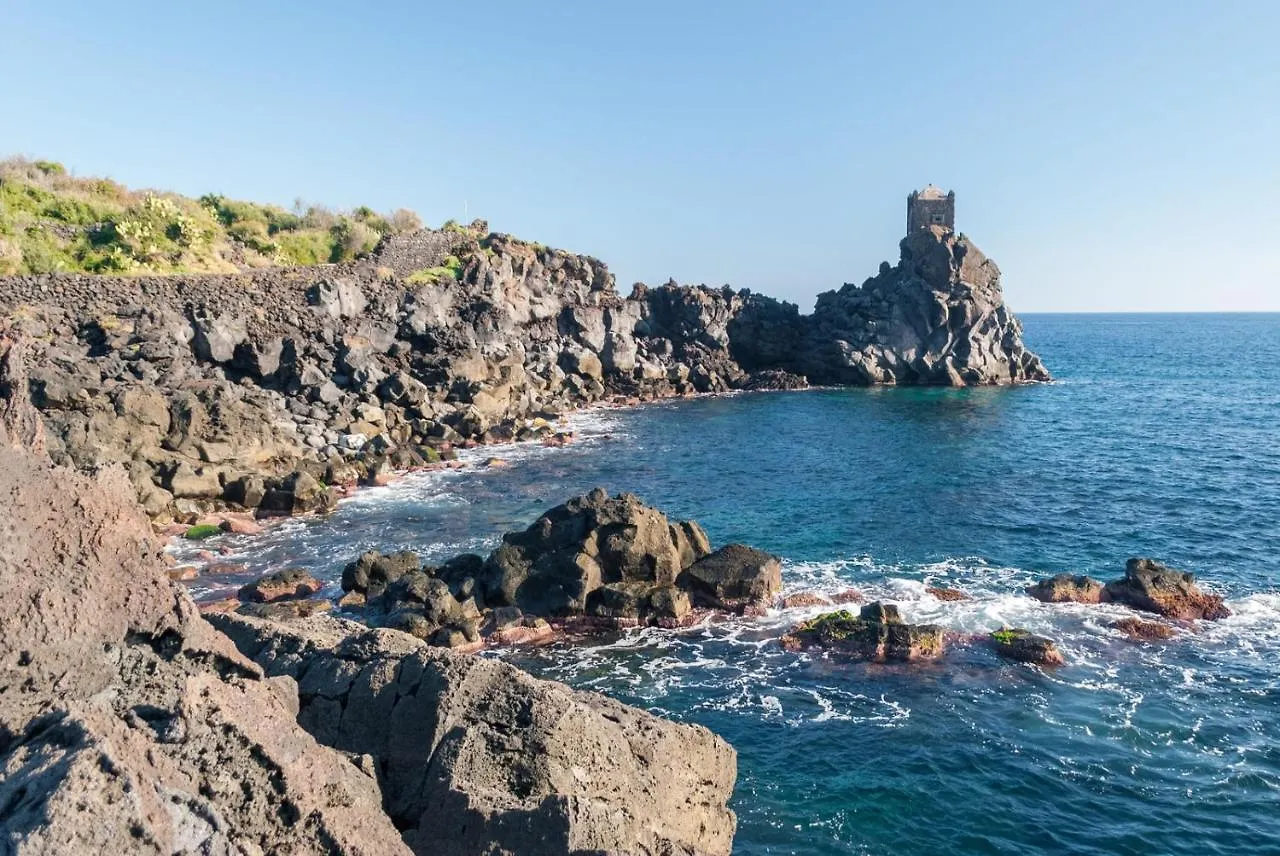 B&B Acireale - Il Cavalluccio Marino Fronte Mare Bed & Breakfast